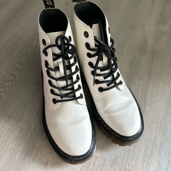 Dr. Martens White Boots Size US 7 - Picture 3 of 7